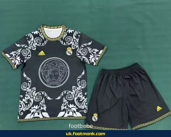 Real Madrid 2025 2026 outfit black Versace.