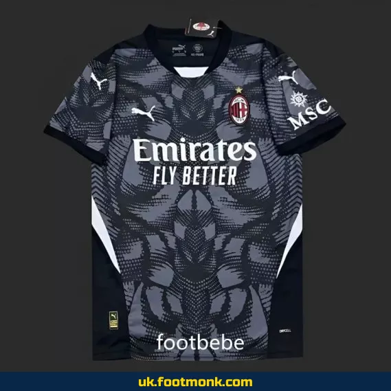 AC Milan goalkeeper jersey 2024 2025 black.
