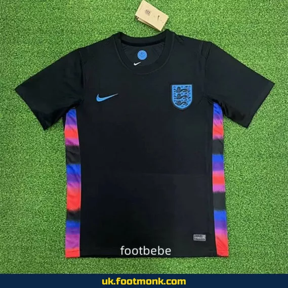 England 2025 black jersey.
