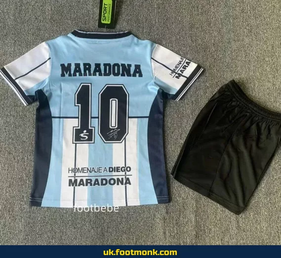 Argentina Vintage Kids Jersey 10 Maradona 2001.