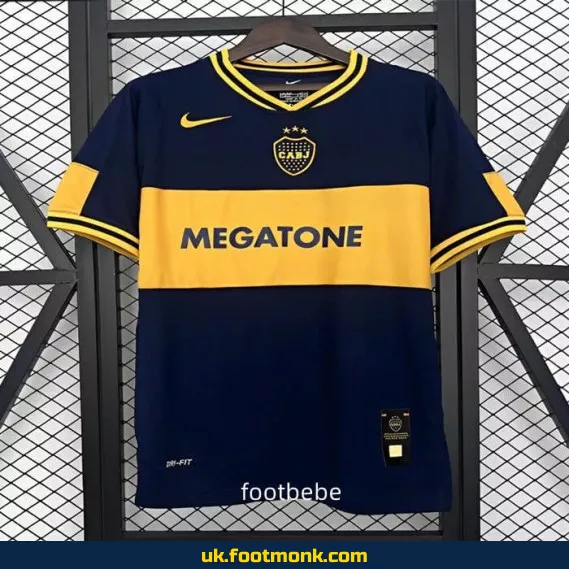 Boca Juniors vintage 2006-2007 home jersey.