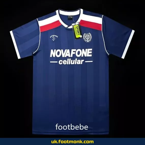 Dundee Vintage 1987 1989 home jersey.