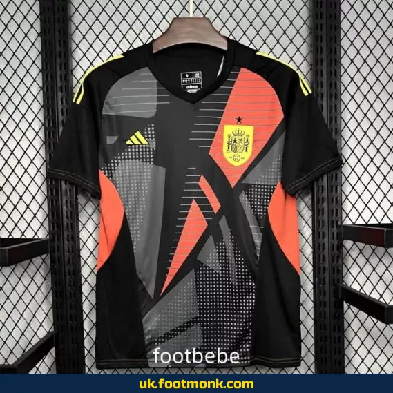 Spain Euro 2024 goalkeeper black jersey.