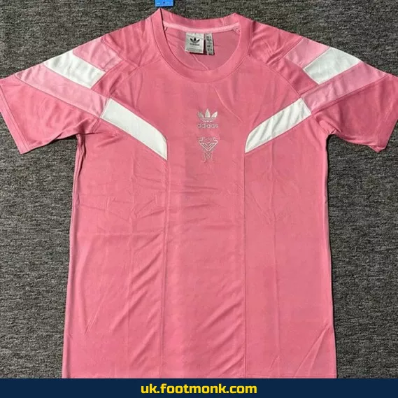 Inter Miami 2025 2026 Icon pink jersey.
