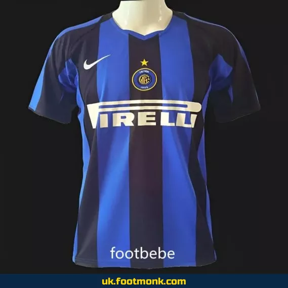 Inter Milan Vintage 2004-2005 home jersey.