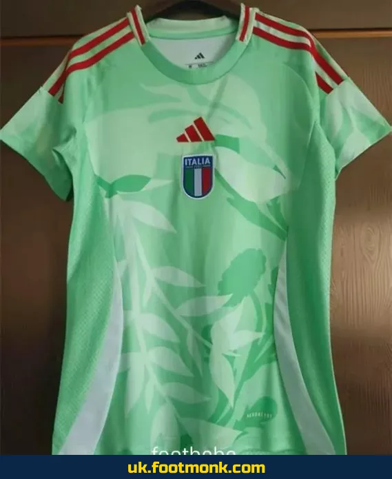 Italy Women's Jersey 2025 2026 green.