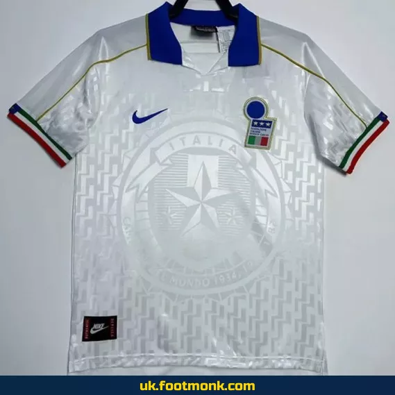 Italy 1995 vintage away white jersey.