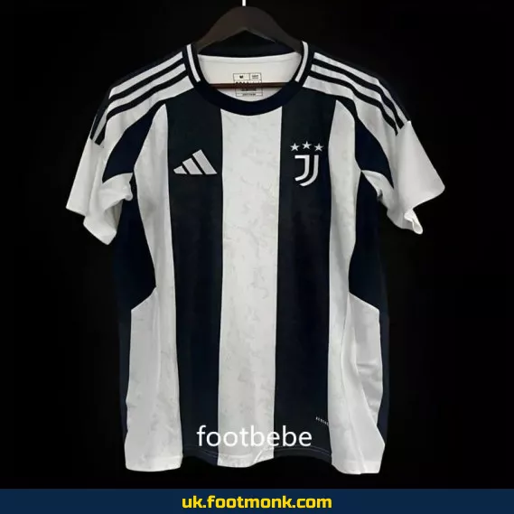 Juventus 2024 2025 home jersey.