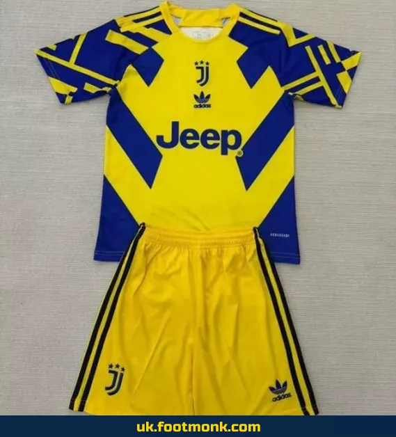 Juventus Kids Jersey 2025 2026 yellow.