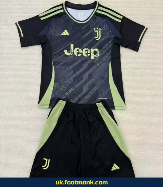 Juventus Kids Jersey 2025 black.