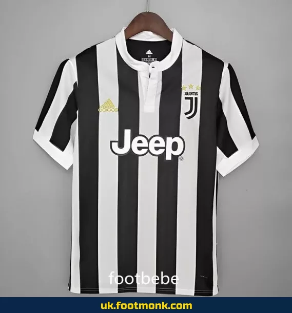 Juventus Vintage 2017 2018 home jersey.
