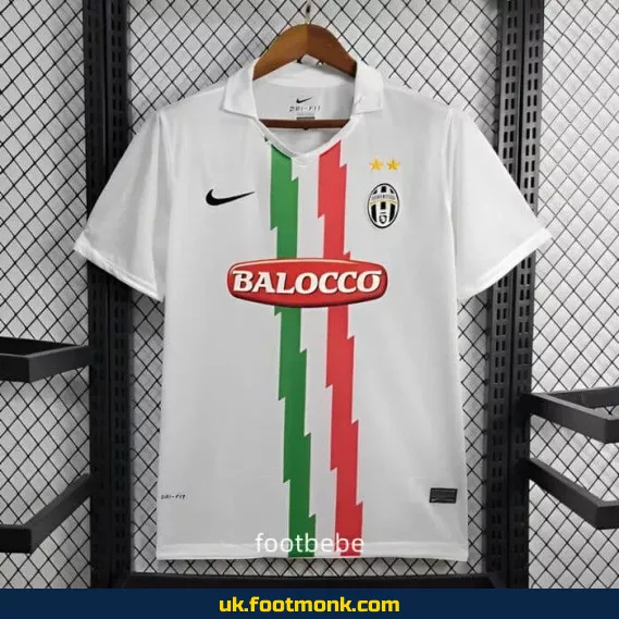 Juventus away vintage jersey 2010 2011.