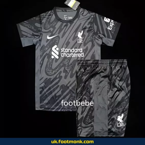 Liverpool kids' goalkeeper jersey 2024-2025 black.
