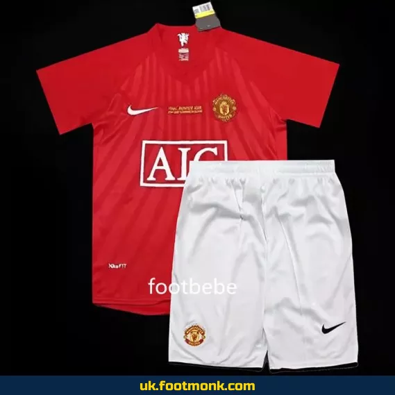 Manchester United 2007-2008 home vintage kids jersey.