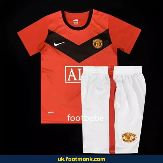 Manchester United 2009-2010 home vintage kids jersey.