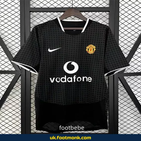 Manchester United vintage away jersey 2003 2005.