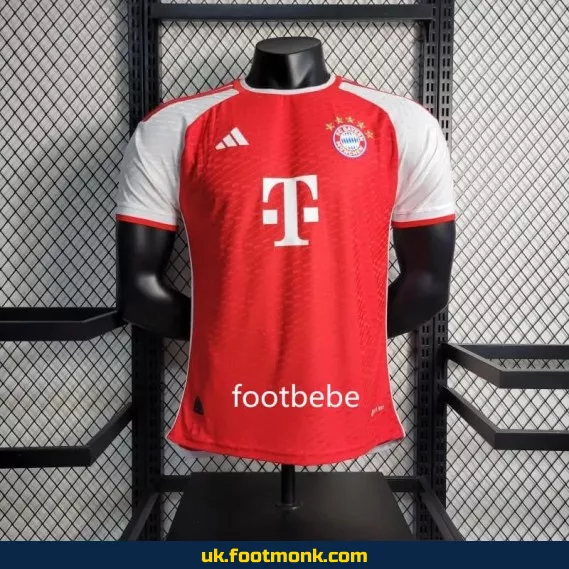Match jersey Bayern Munich 2023 2024 red.