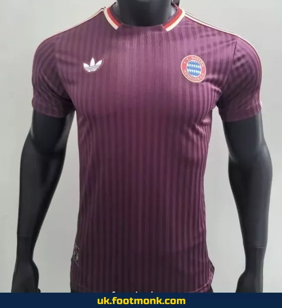 Match jersey Bayern Munich 2025 2026 retro.