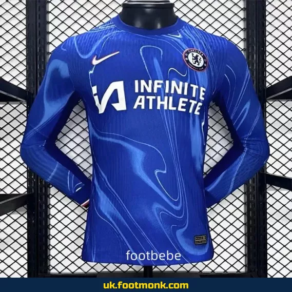 Chelsea 2024-2025 home long-sleeved match jersey.