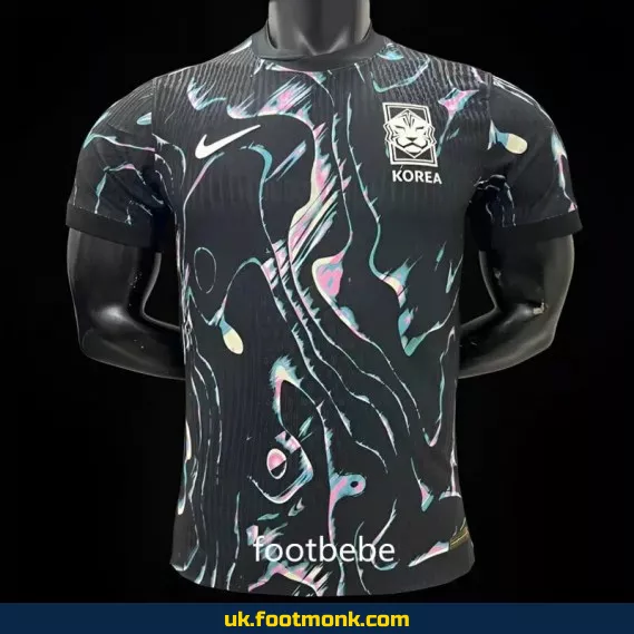 Away black South Korea 2024 match jersey.