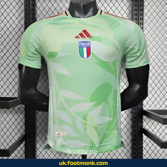 Match jersey Italy 2025 2026 green.