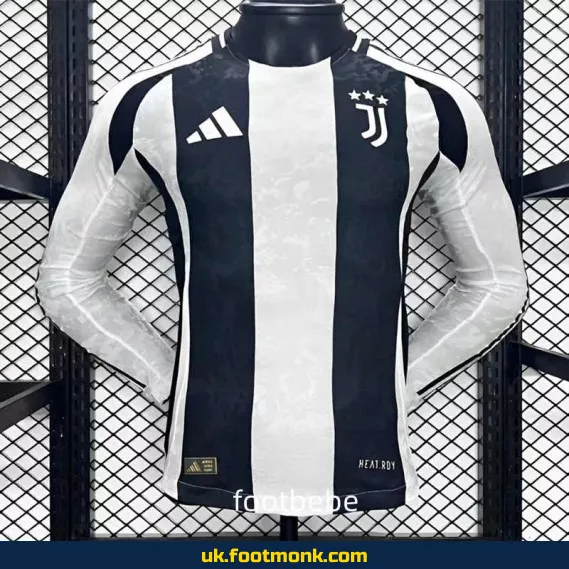 Home long-sleeved Juventus match jersey 2024 2025.
