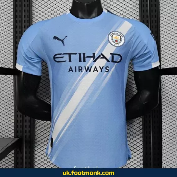 Home jersey Manchester City 2025 2026 match.