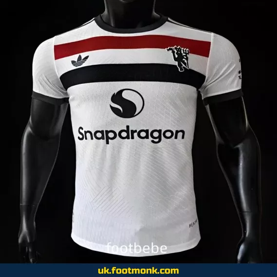 Manchester United 2024 2025 Third white jersey.