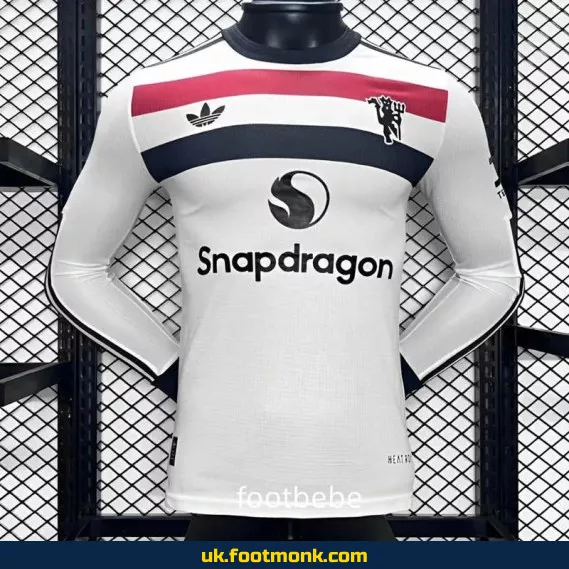 Manchester United 2024 2025 Third Long Sleeve Match Jersey.