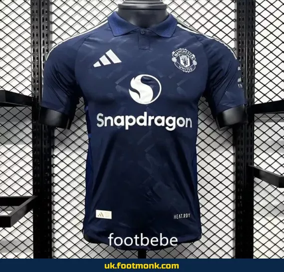 Away jersey Manchester United 2024 2025.