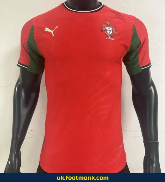 Match jersey Portugal 2025 red.