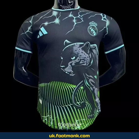 Match Jersey Real Madrid 2024 2025 leopard green.