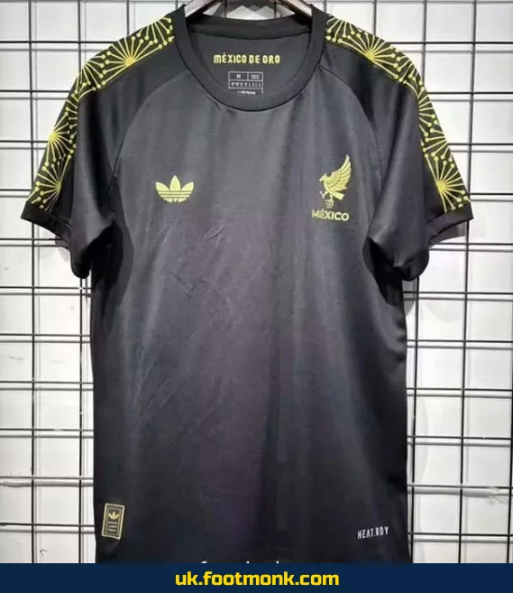 Mexico 2025 2026 training jersey black.