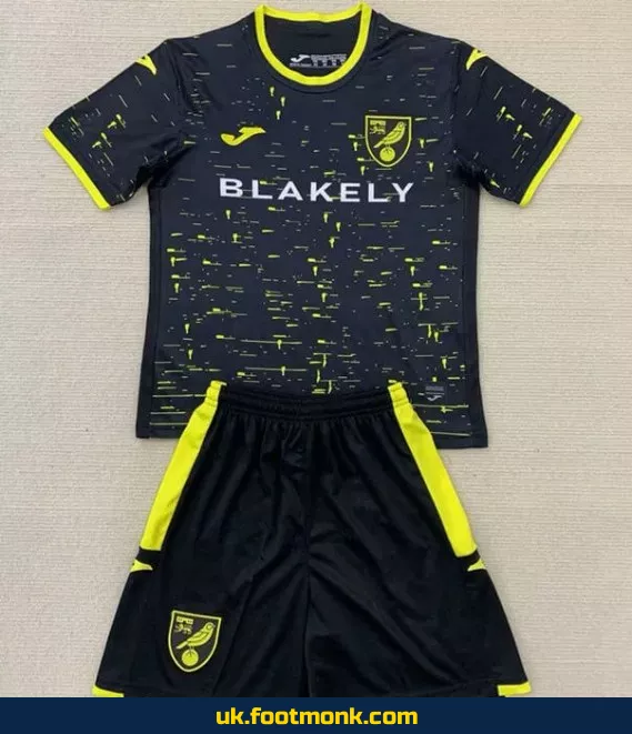 Norwich City away kids' jersey 2024-2025.