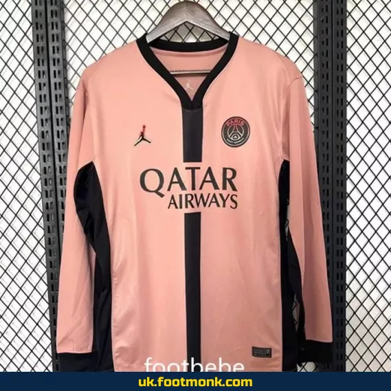 PSG 2024-2025 third long-sleeve pink jersey.