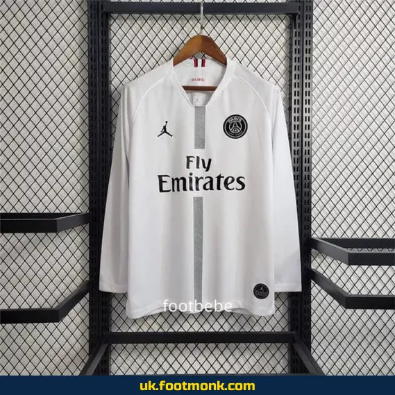 PSG Jordan vintage 2018-2019 long sleeves white jersey.