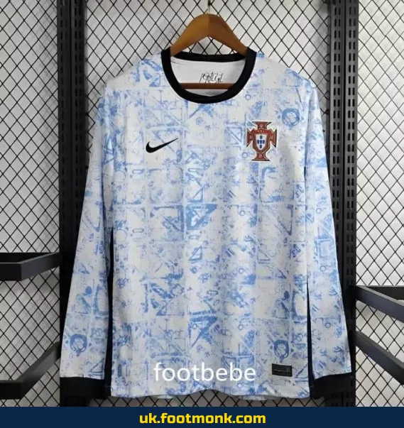 Portugal Euro 2024 away long-sleeved jersey.