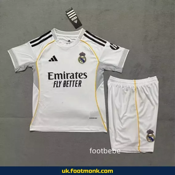 Real Madrid 2025-2026 home jersey for kids, white.