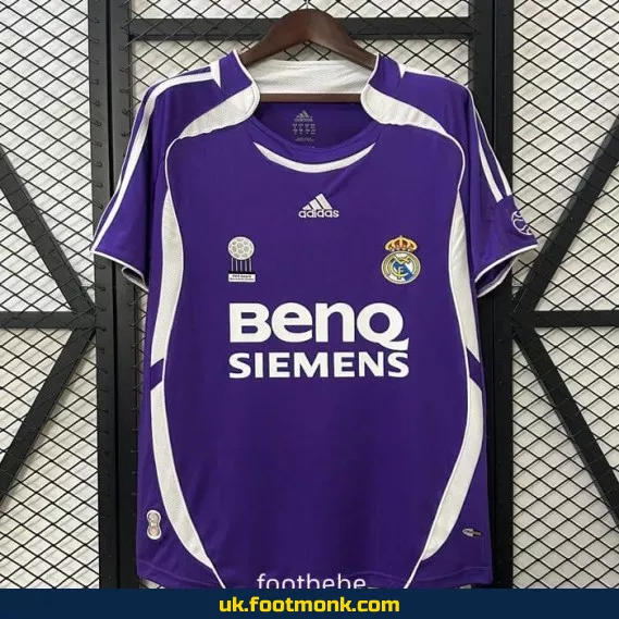 Real Madrid Vintage 2006-2007 Third Jersey.