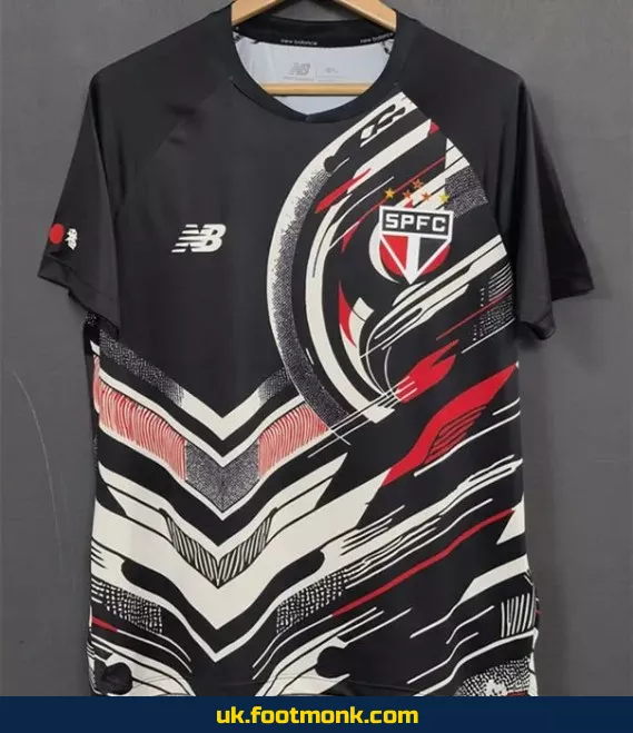 São Paulo 2025-2026 special edition black jersey.