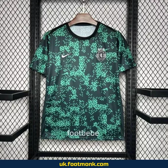 Sporting CP 2024 2025 training jersey green.