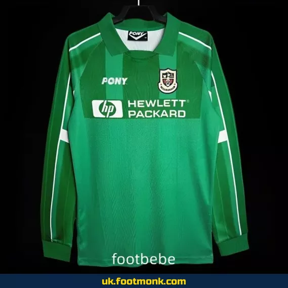 Tottenham vintage 1997-1999 goalkeeper long-sleeve jersey.