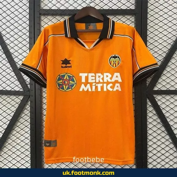 Valencia Vintage 1999-2000 away jersey.