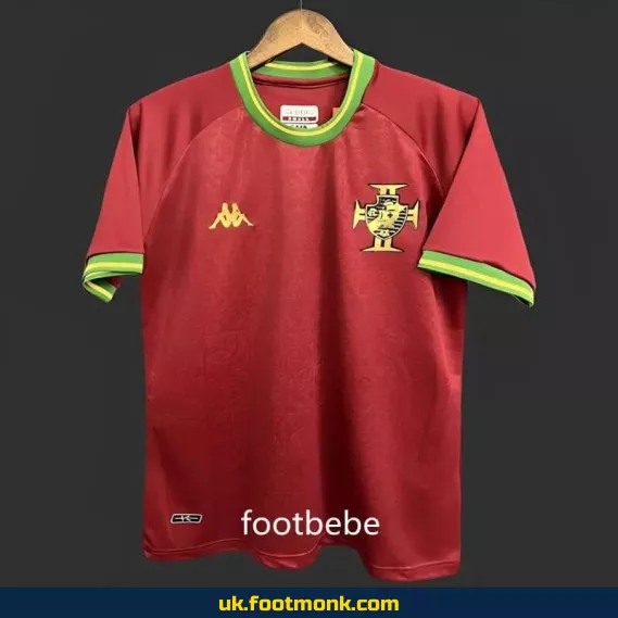 Vasco da Gama 2023 2024 training red jersey.