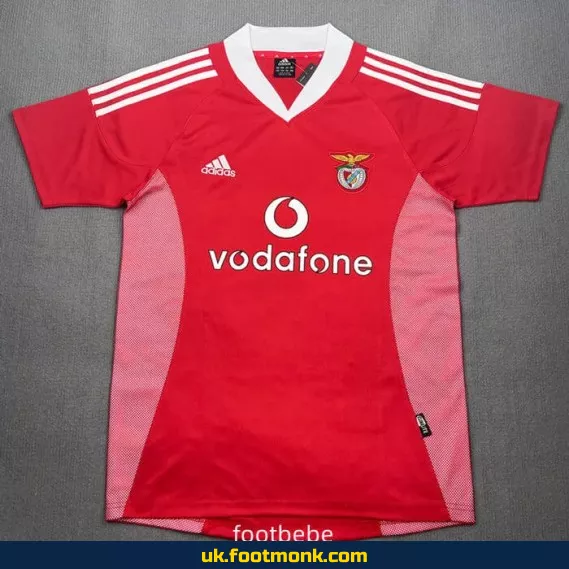 Vintage Benfica home jersey 2002-2003.