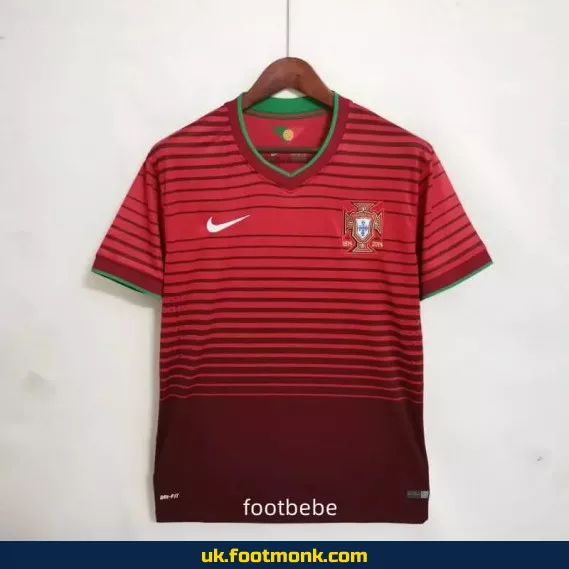 Vintage Portugal 2014 home jersey.
