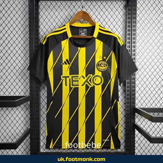 Aberdeen FC 2024-2025 away football jersey.