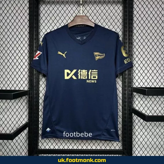 Alaves 2024-2025 third football jersey.