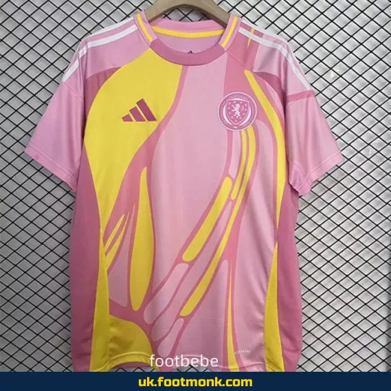 Scotland football shirt 2025 2026 pink.