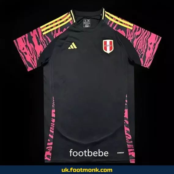 Peru 2024 away black football jersey.